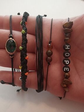 #1214. 5 Piece, Natural Stone, Glass, & Rhinestone, Friendship Bracelet Bundle